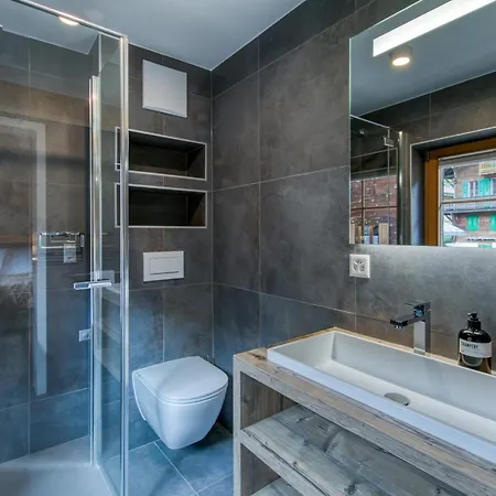 Heliantheme, The Lofty Penthouse Hotel Champéry