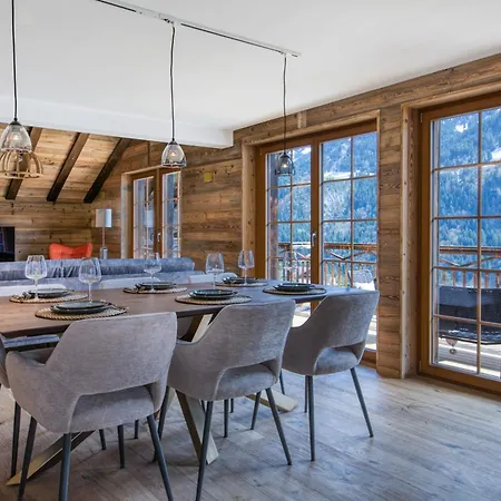 Hotel Hlianthme, The Lofty Penthouse *